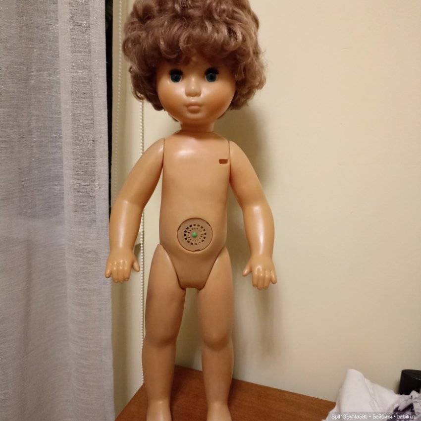 Помогите узнать кто производитель куклы СССР (фото 4)