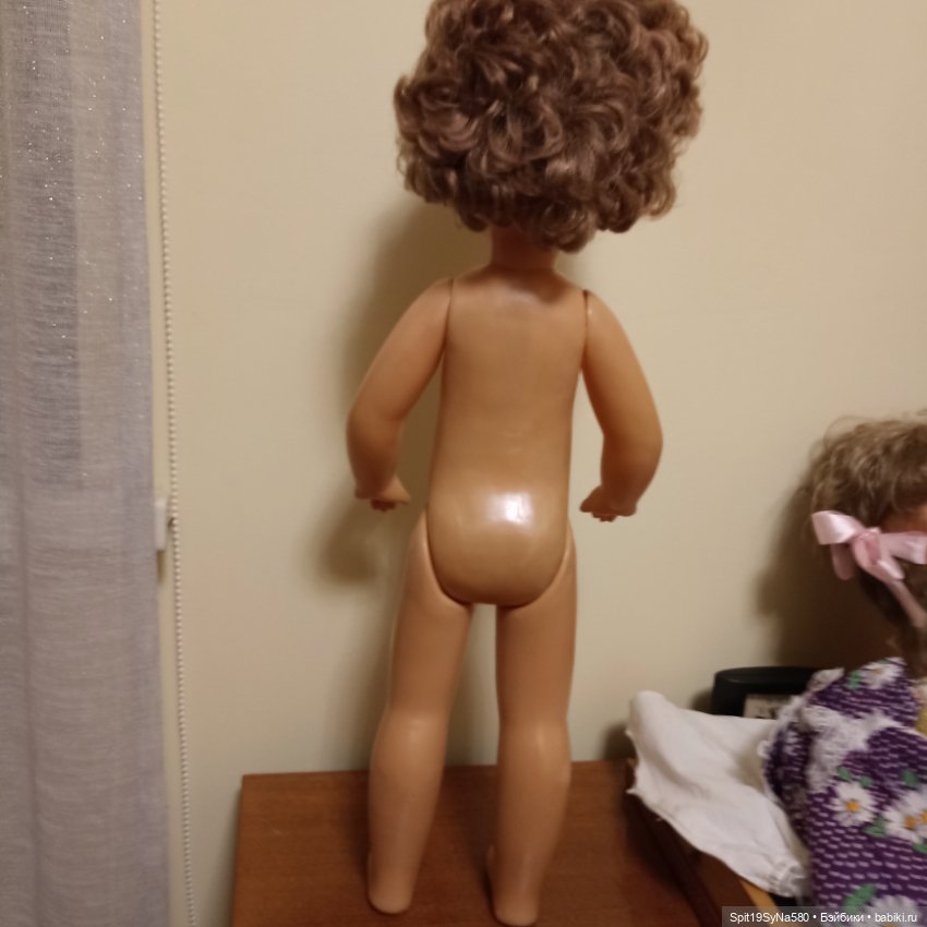 Помогите узнать кто производитель куклы СССР (фото 2)