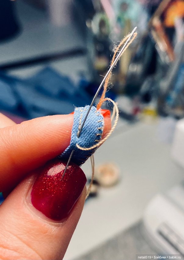 Маленькие то же любят джинсу