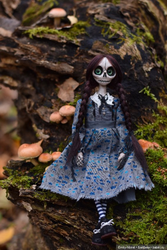 Венсдей готова пугать — Домашние фото авторских кукол: личные коллекции (фото 8)