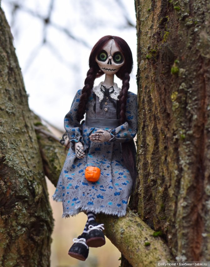 Венсдей готова пугать — Домашние фото авторских кукол: личные коллекции (фото 5)