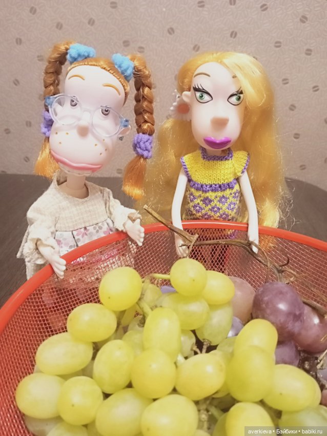 Сестры Шоу...Алина и Симона.Мои странные куклы