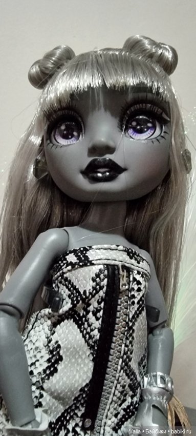 Луна в образе фотомодели — Куклы Rainbow High (Рейнбоу Хай