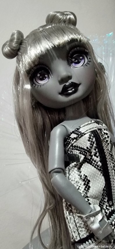 Луна в образе фотомодели — Куклы Rainbow High (Рейнбоу Хай