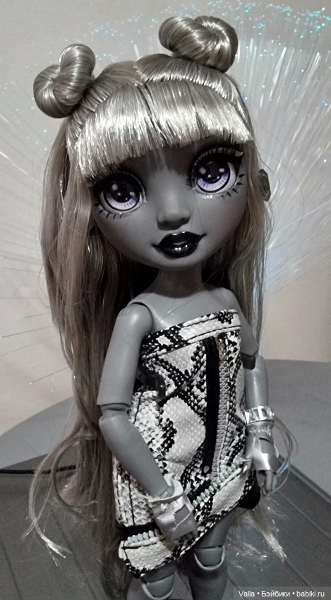 Луна в образе фотомодели — Куклы Rainbow High (Рейнбоу Хай
