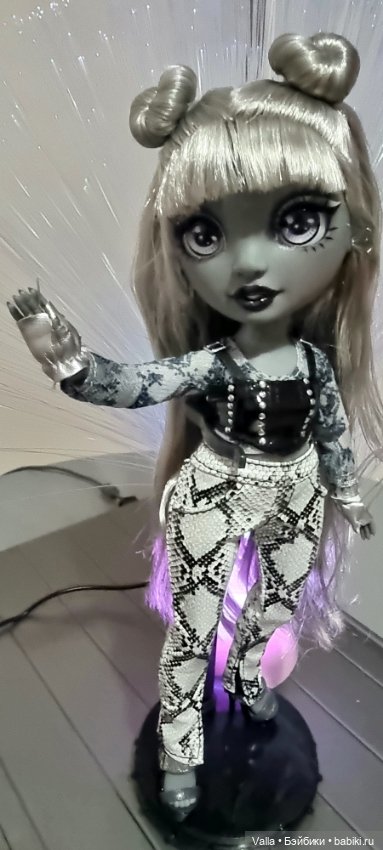 Луна в образе фотомодели — Куклы Rainbow High (Рейнбоу Хай