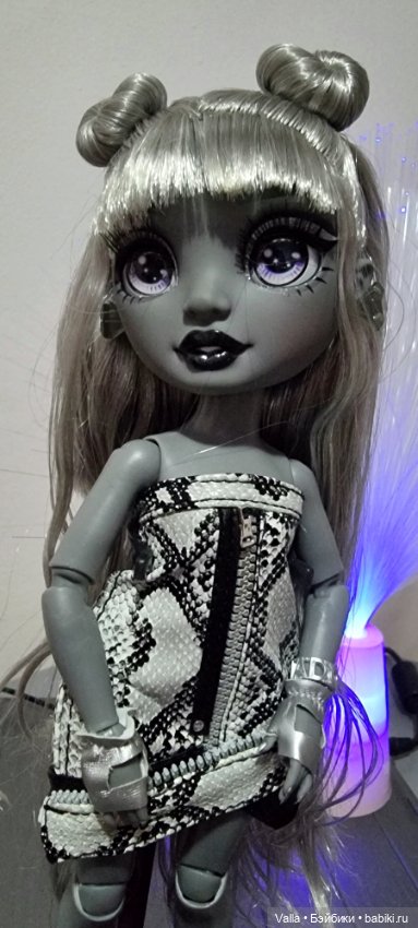 Луна в образе фотомодели — Куклы Rainbow High (Рейнбоу Хай