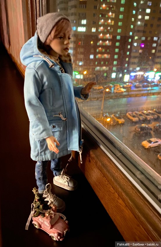 Птичка Лора требует перемен…