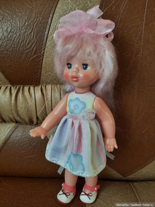 Риточка Загорск с зефирно-розовыми волосами (фото 7)