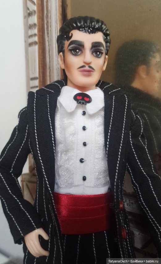 В роли семейки Аддамс — Коллекционные куклы разных авторов (Разное): редкие бренды (фото 3)