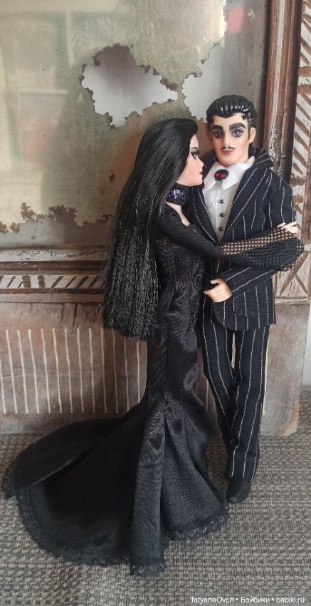 В роли семейки Аддамс — Коллекционные куклы разных авторов (Разное): редкие бренды (фото 6)