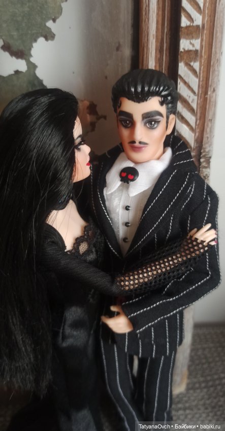 В роли семейки Аддамс — Коллекционные куклы разных авторов (Разное): редкие бренды (фото 7)