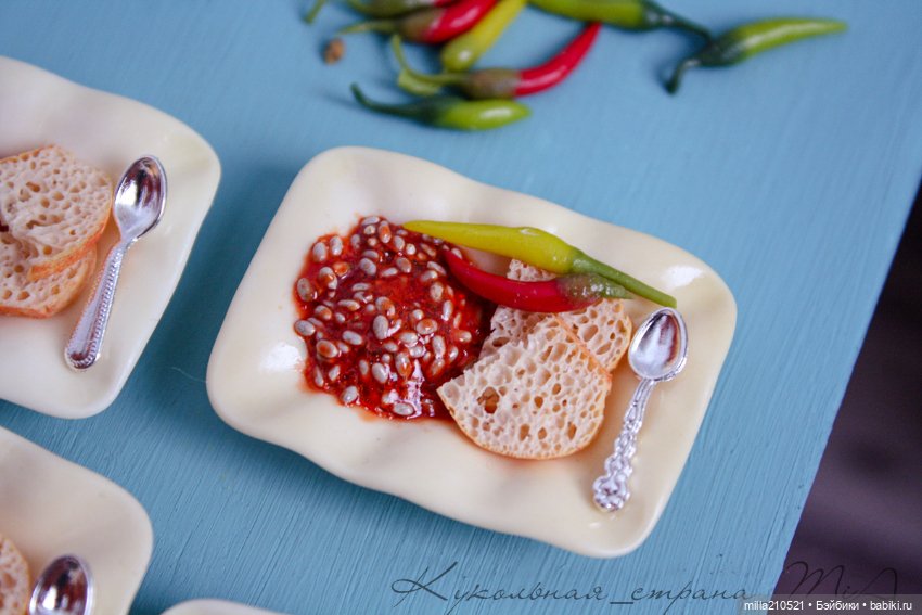 Кто-то закатывает джинсы... а мы уже закатываем банки