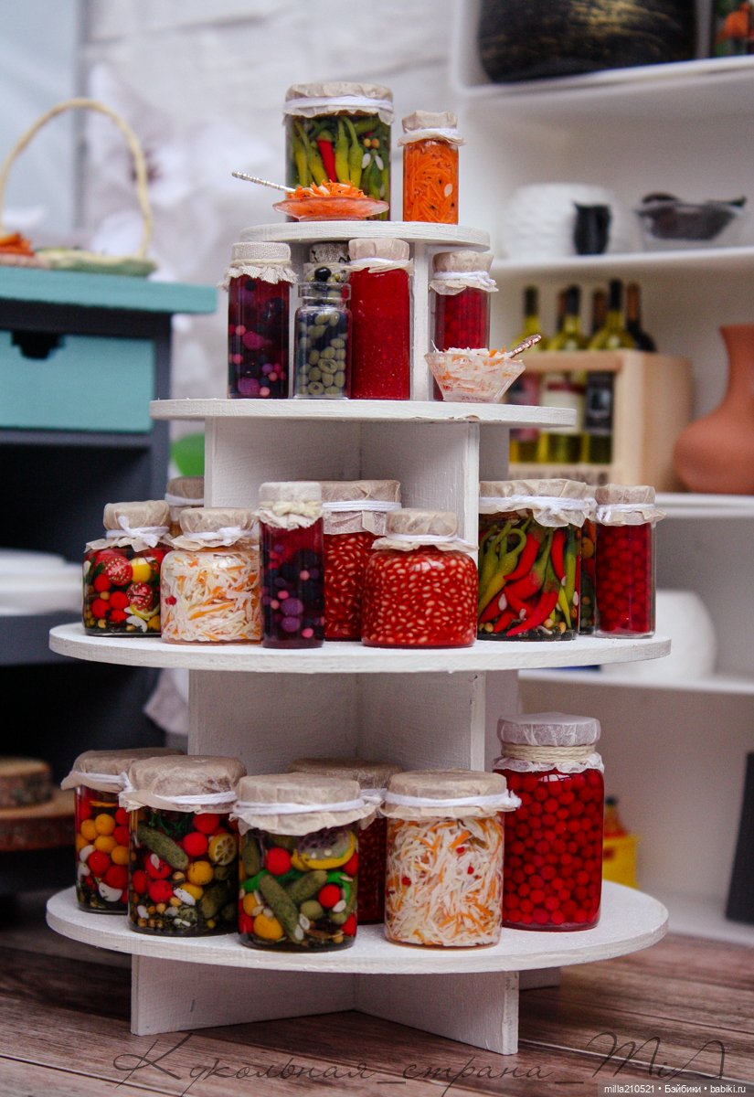 Кто-то закатывает джинсы... а мы уже закатываем банки