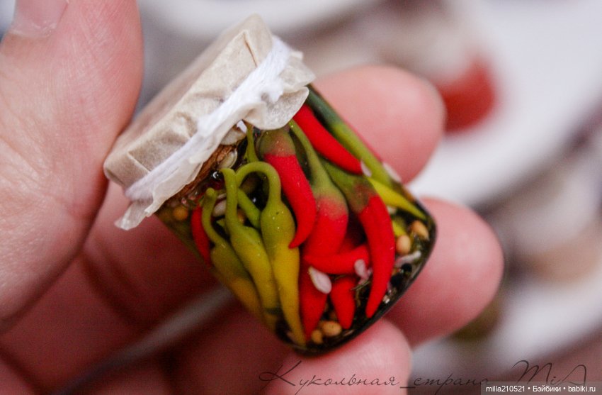 Кто-то закатывает джинсы... а мы уже закатываем банки