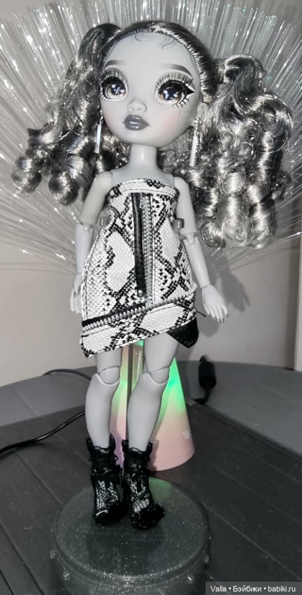 Поиграй со мной! Переодевашки с Николь (фото 9)