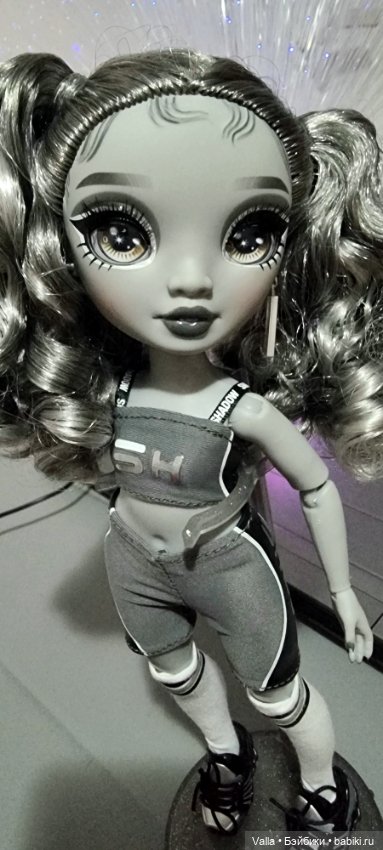 Поиграй со мной! Переодевашки с Николь