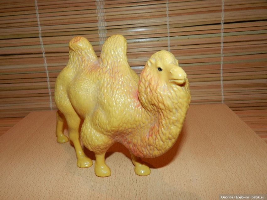 День седьмого ноября - красный день календаря или Верблюды в СССР