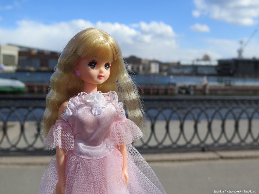 Dinah-Mite от Mego Corp 1970х и компания