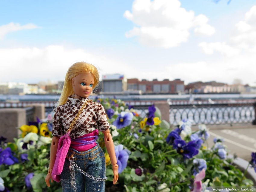 Dinah-Mite от Mego Corp 1970х и компания