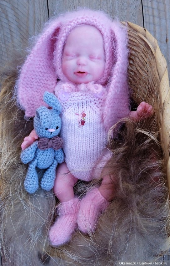 Мои новые одевашки для куколок🐰🙂