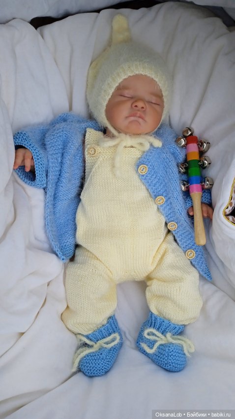 Мои новые одевашки для куколок🐰🙂