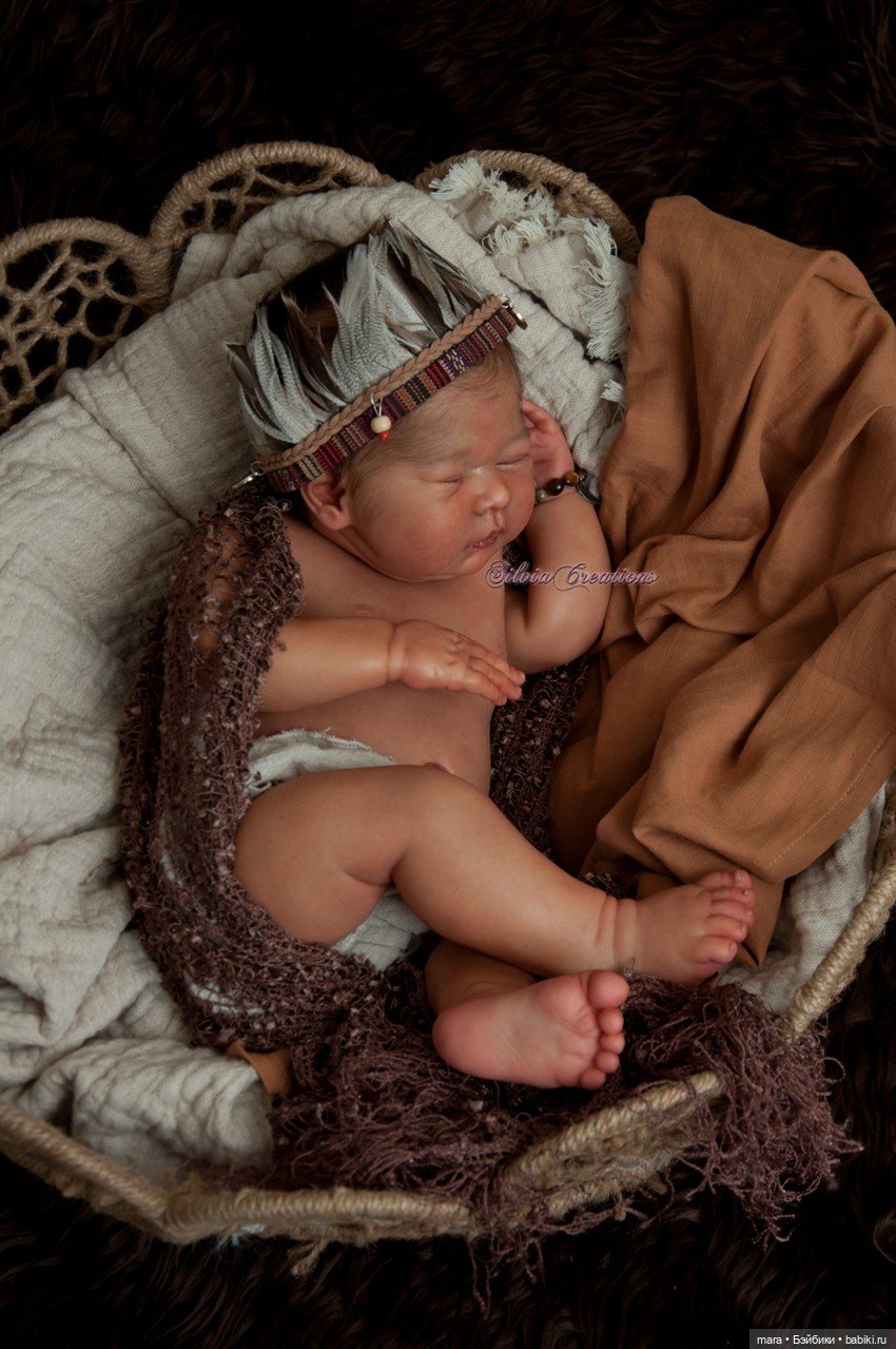 November Rayn скульптора Doris Moyers Hornbogen, автор прототипа Silvia Ezquerra (фото 6)