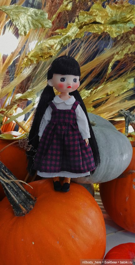 Пост-хэллоуиновские фото peachface meg