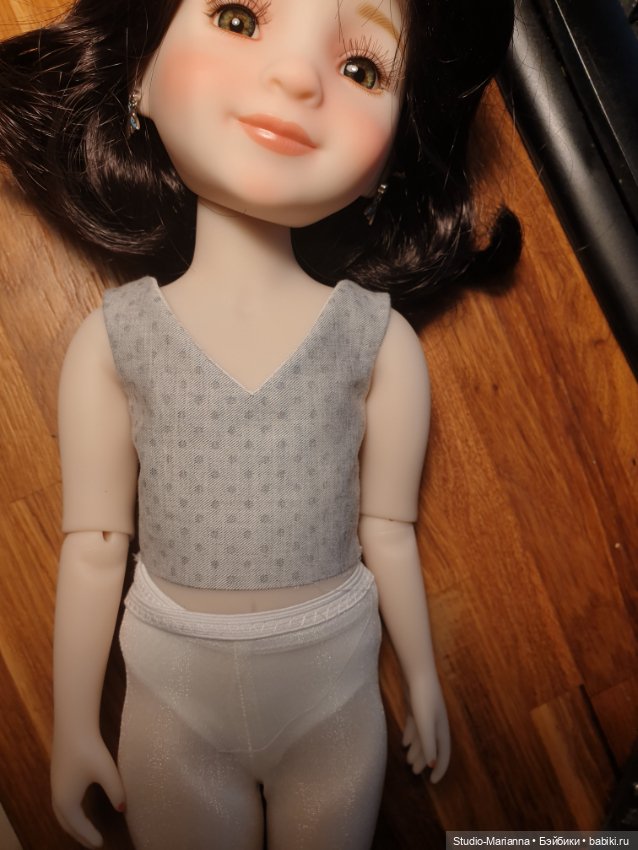 Первые пробы шитья. Куколки Ruby Red Fashion Friends