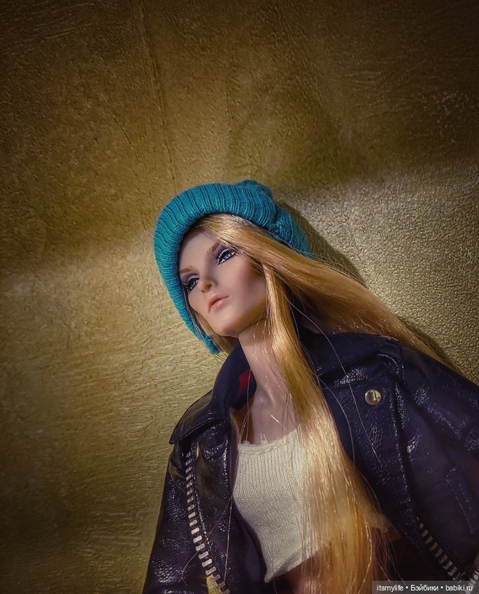 Девушка с глазами самого синего льда (Elyse Integrity)