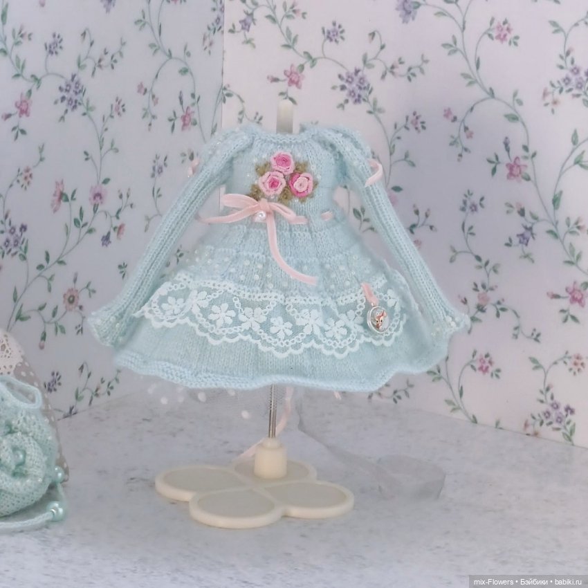 Вяжу куколкам.. голубой — Одежда и обувь для кукол своими руками: фото (фото 7)