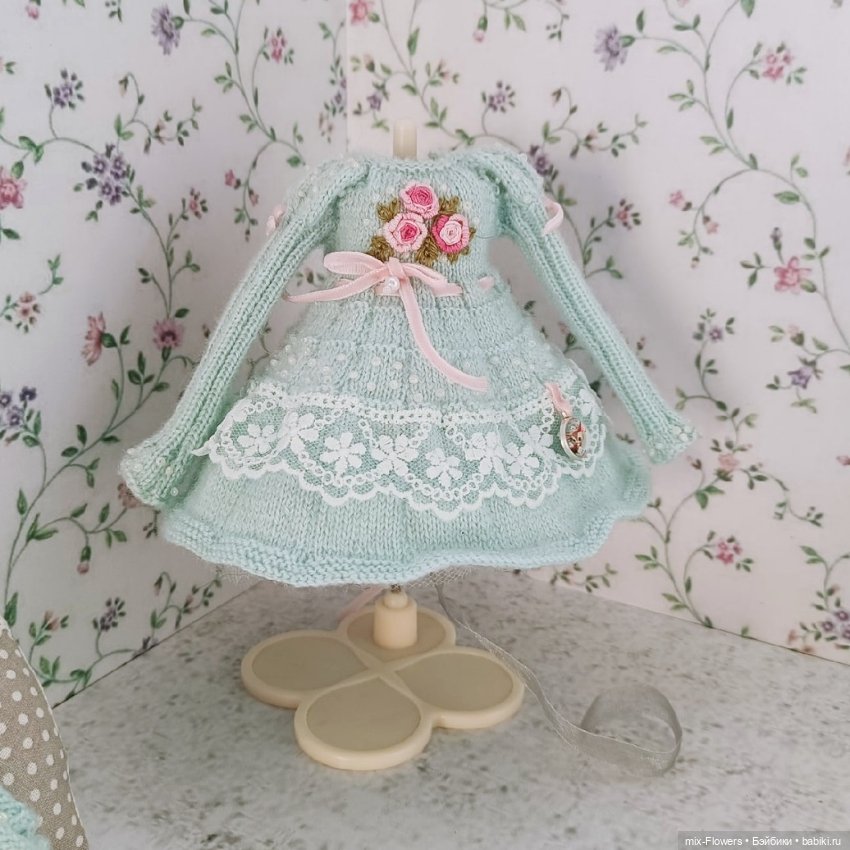 Вяжу куколкам.. голубой — Одежда и обувь для кукол своими руками: фото (фото 2)