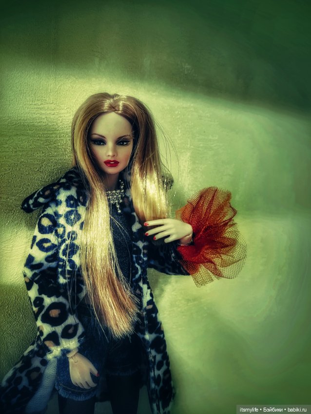 Василиса: красная помада и чуть-чуть мистики (Voltage Erin Integrity) (фото 3)