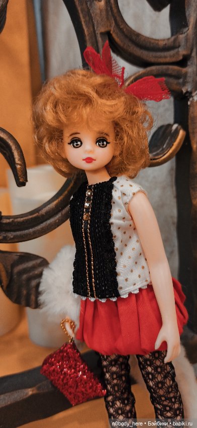 Задумчивая, немного грустная леди (фото 3)