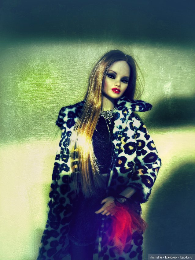 Василиса: красная помада и чуть-чуть мистики (Voltage Erin Integrity) (фото 2)