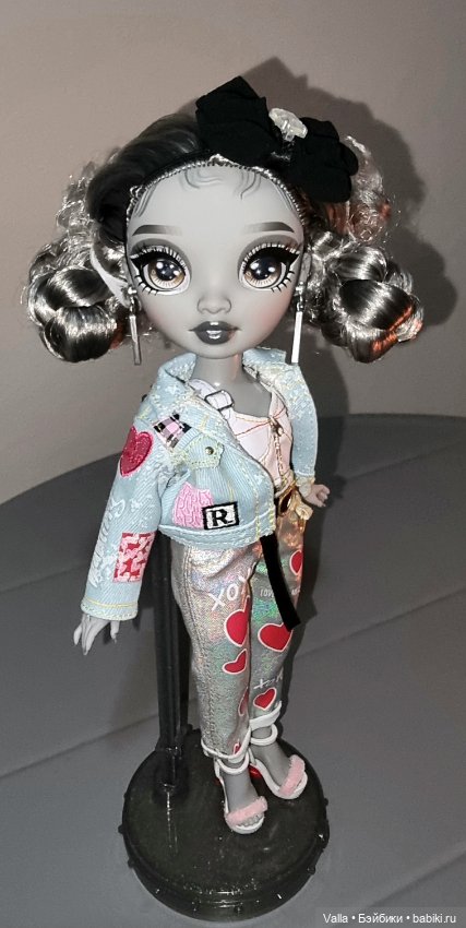 Поиграй со мной! Переодевашки с Николь