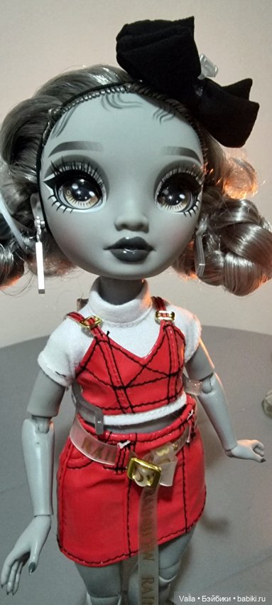 Поиграй со мной! Переодевашки с Николь