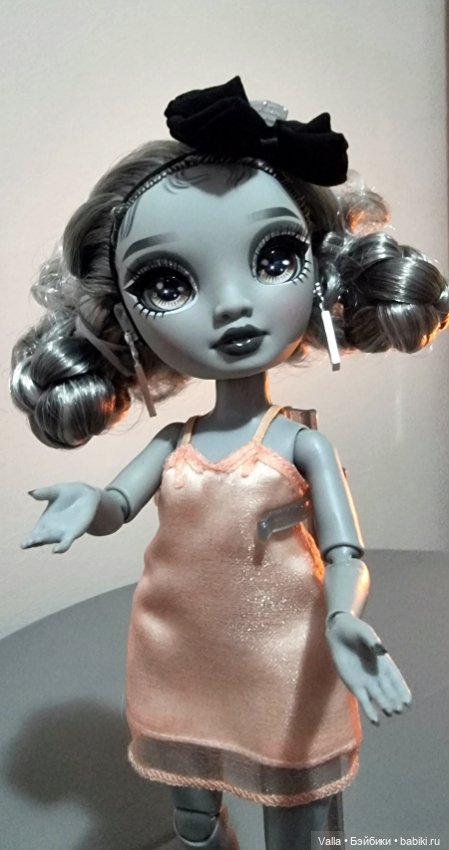 Поиграй со мной! Переодевашки с Николь