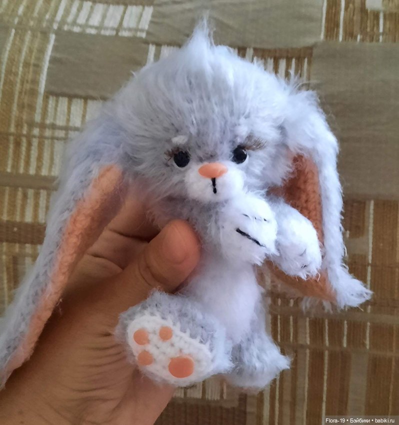 Заюшка пушистик — Вязаные игрушки и амигуруми: крючком (фото 2)