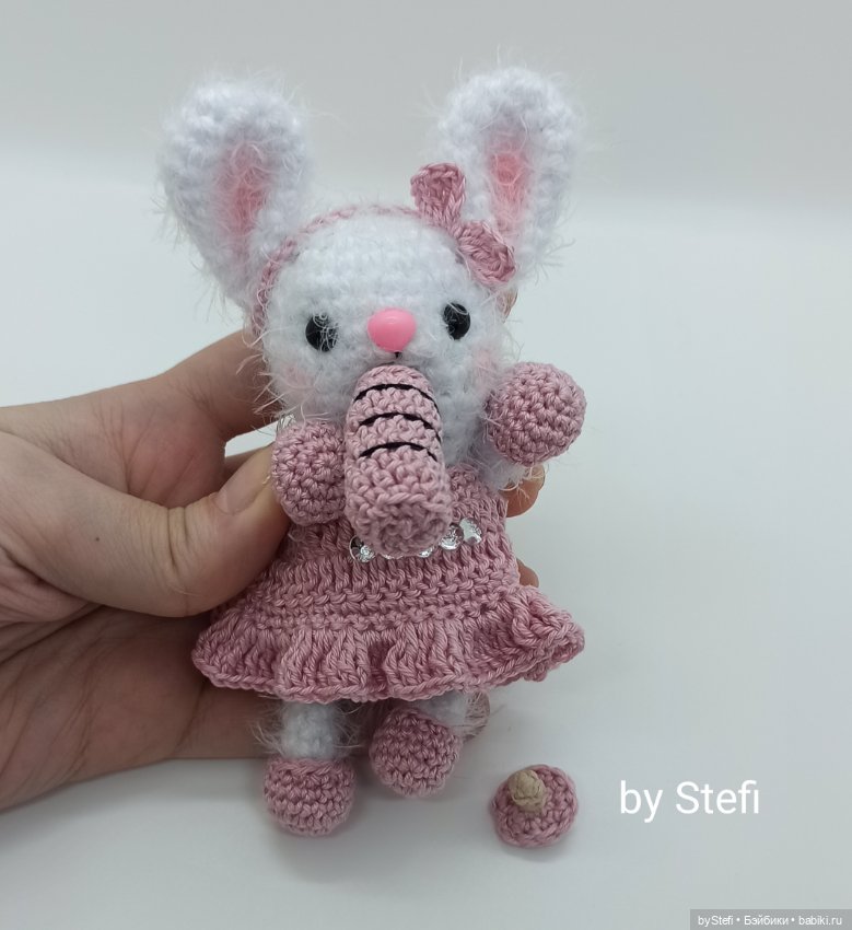 Зайчишка Малинка — Вязаные игрушки и амигуруми: крючком