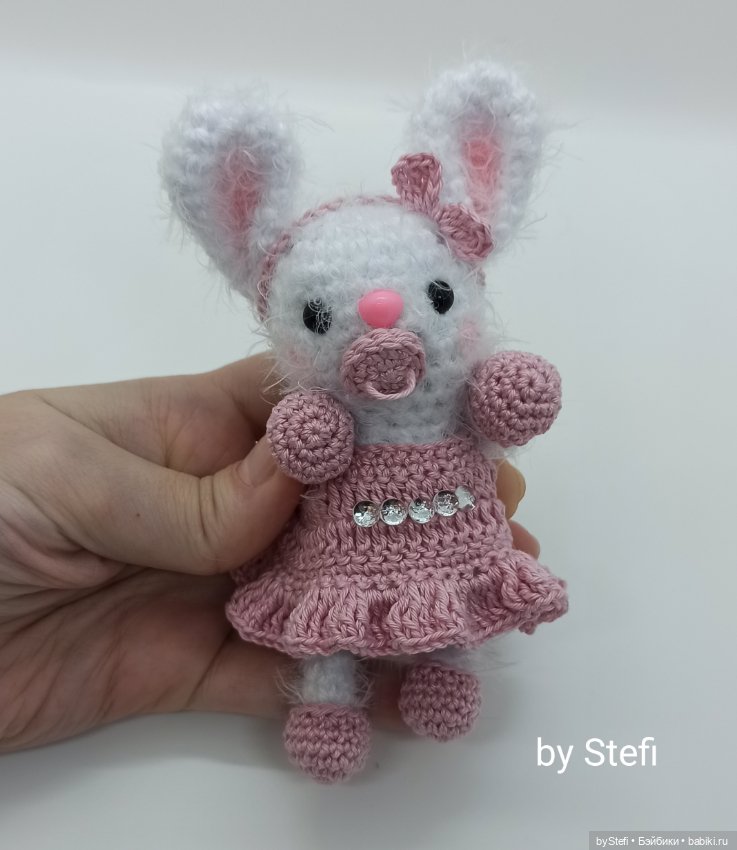 Зайчишка Малинка — Вязаные игрушки и амигуруми: крючком