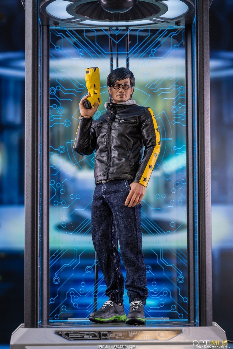 Состоялся релиз фигурки Хидэо Кодзимы масштабе 1/6 от Worldbox