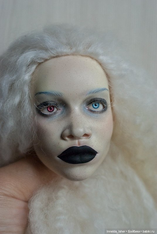 Бри, белая афроамериканка