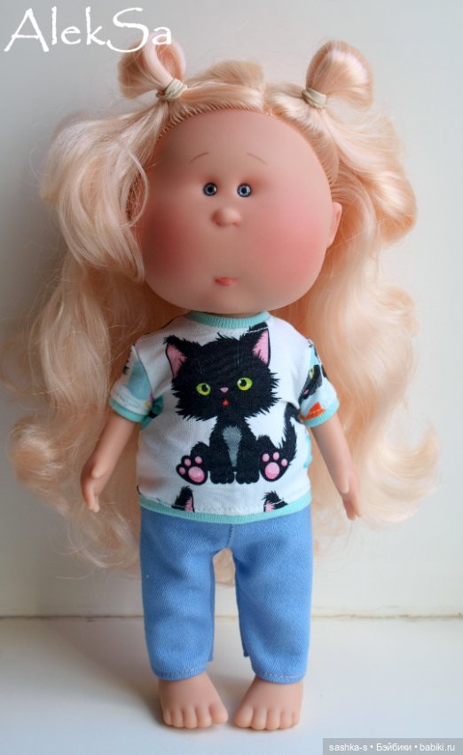 Сладкая булочка — Куклы Nines d'Onil (Нинес): Миа (Mia) (фото 2)