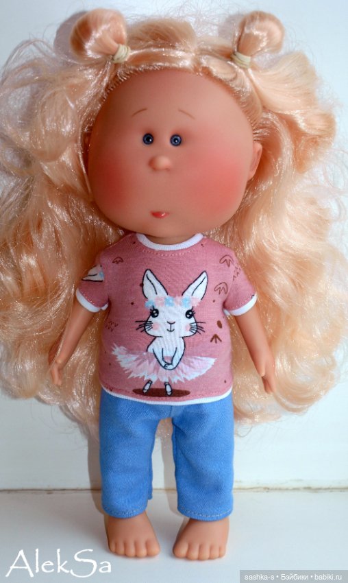 Сладкая булочка — Куклы Nines d'Onil (Нинес): Миа (Mia)