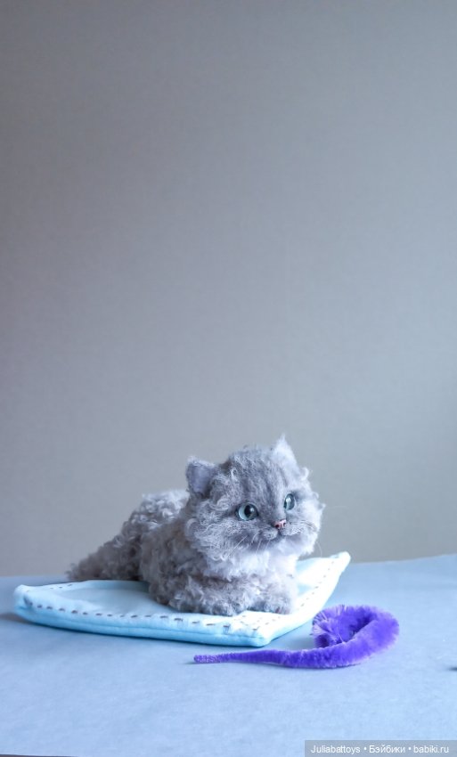 Реалистичный котенок Селкирк рекс в натуральную величину (фото 4)