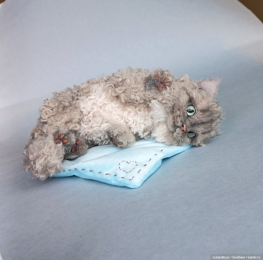 Реалистичный котенок Селкирк рекс в натуральную величину (фото 9)