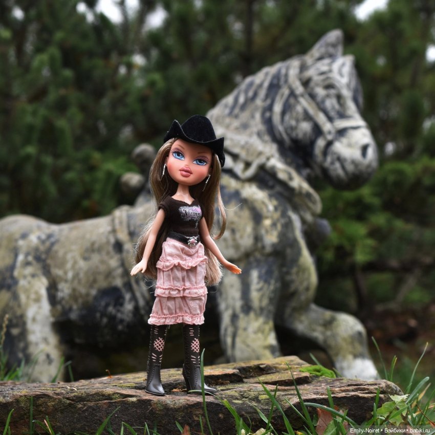 Хлоя и лошадки — Куклы Bratz (Братц) и Moxie Girlz: MGA (фото 2)