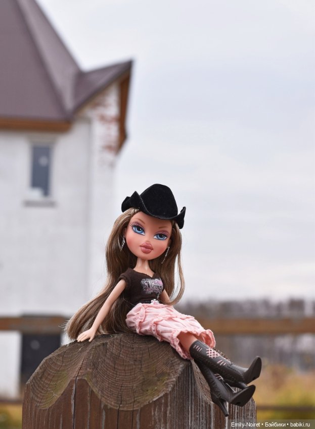Хлоя и лошадки — Куклы Bratz (Братц) и Moxie Girlz: MGA (фото 4)