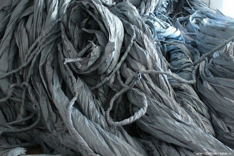 Бумажные инсталляции от Американских художники Уэйд Кавано (Wade Kavanaugh) и Стивен Б. Нгуен (Stephen B. Nguyen)